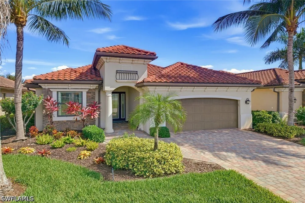 Aviamar Circle Naples, FL 34114