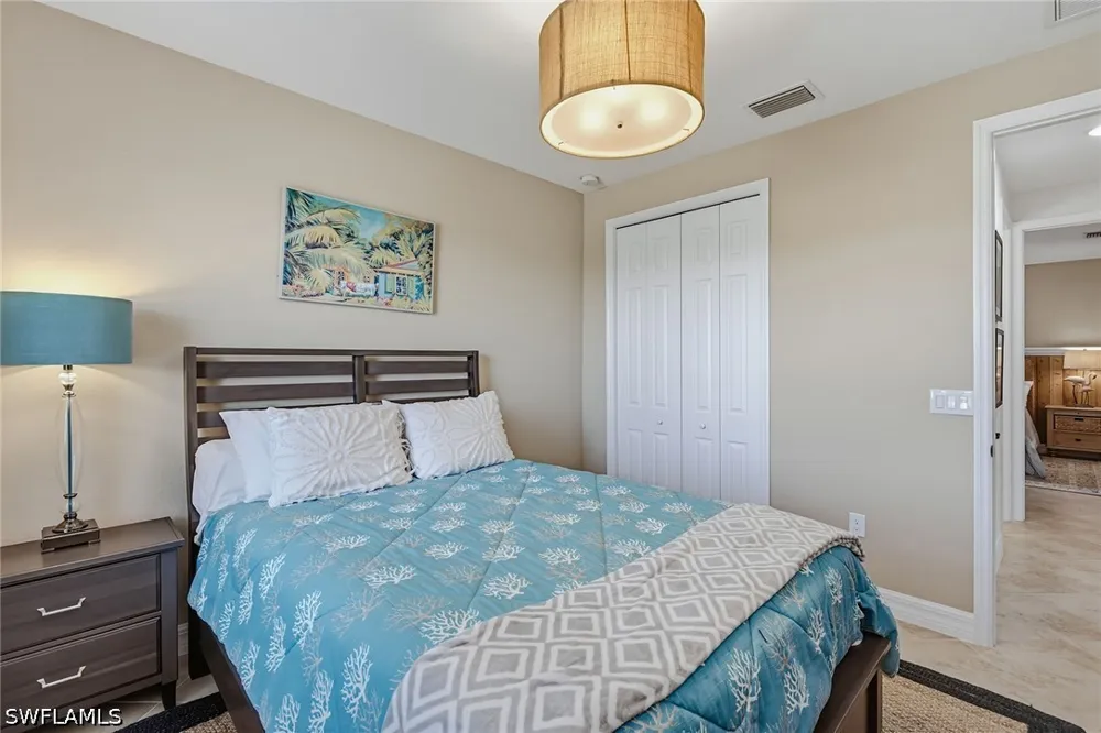 Aviamar Circle Naples, FL 34114