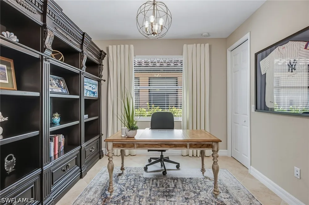 Aviamar Circle Naples, FL 34114