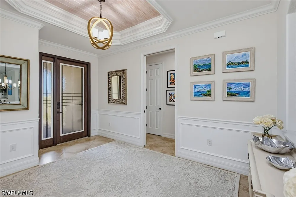Aviamar Circle Naples, FL 34114