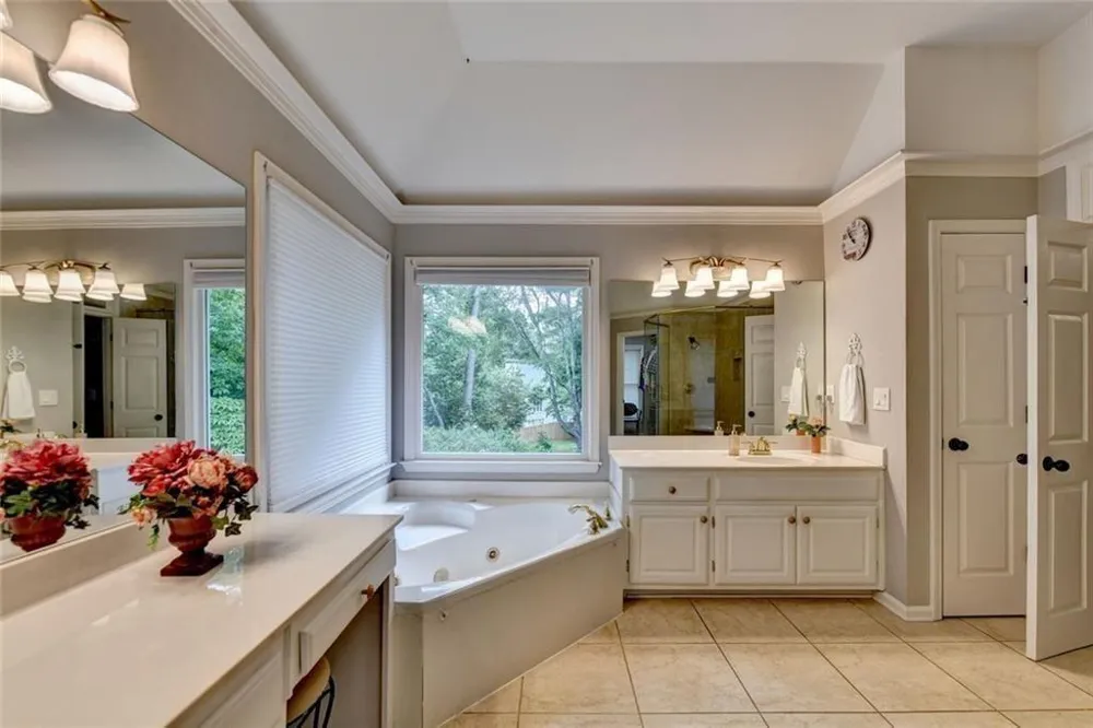 677 River Cove Court Dacula, GA 30019