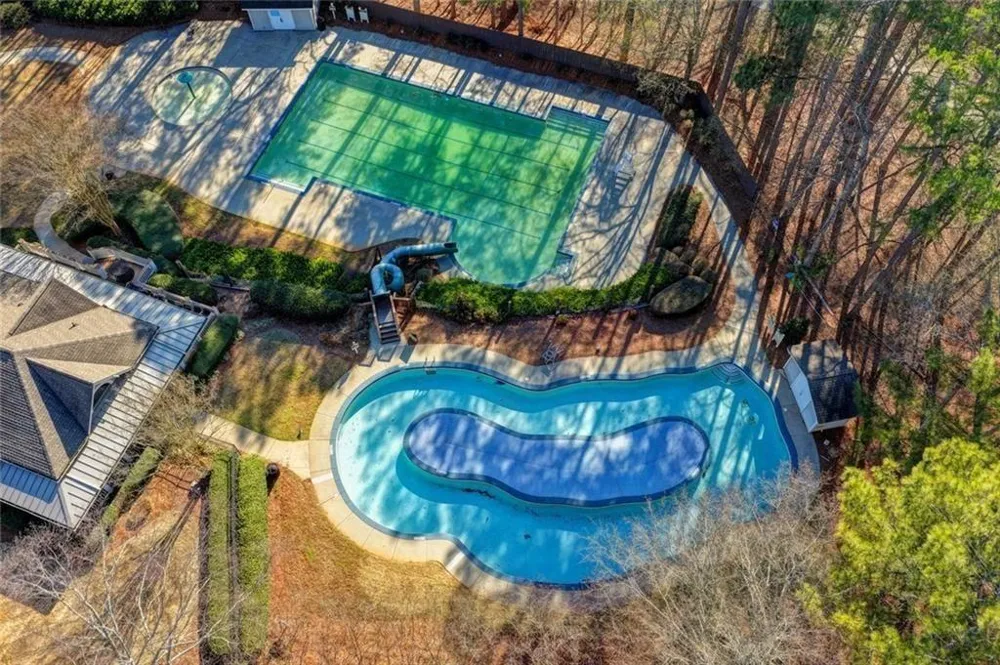 677 River Cove Court Dacula, GA 30019