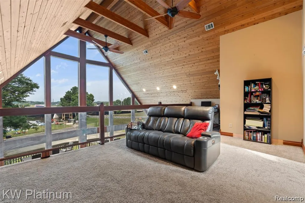 1907 Riverside Drive Port Huron City, MI 48060