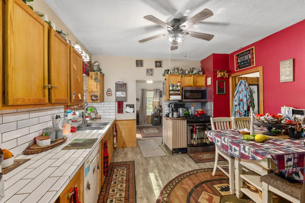 6054 E Almy Road Richland Township, MI 48891