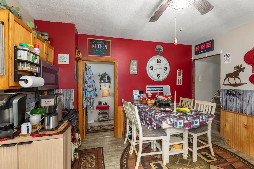 6054 E Almy Road Richland Township, MI 48891