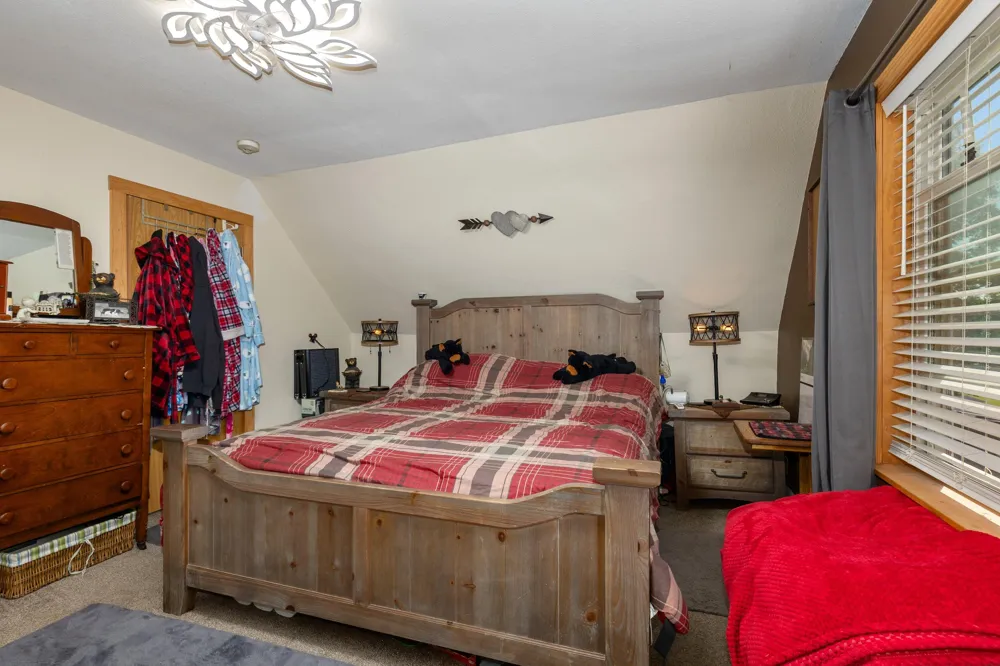 6054 E Almy Road Richland Township, MI 48891