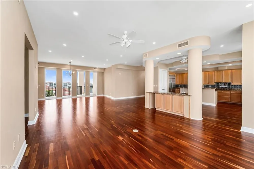 700 La Peninsula Boulevard #603 Naples, FL 34113