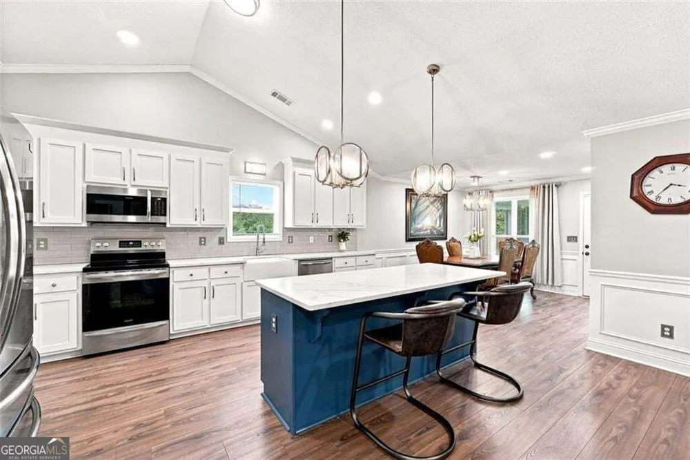 156 Brookland CT Winder, GA 30680