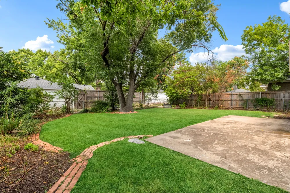 704 Downing Drive Richardson, TX 75080