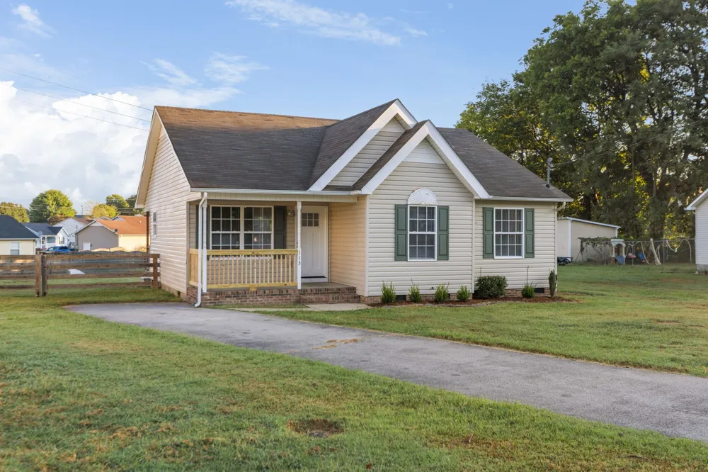113 Kimberly Ct Columbia, TN 38401