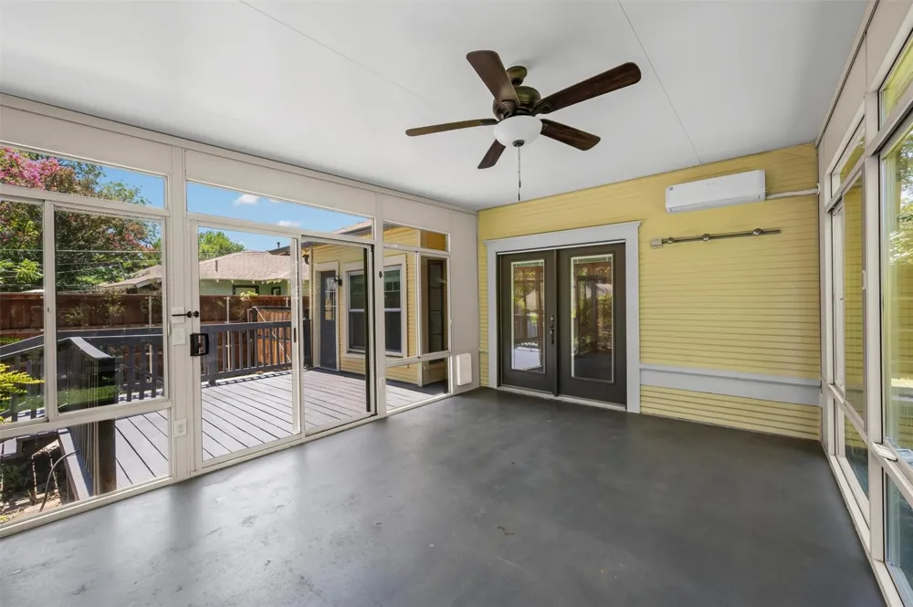 5720 Tremont Street Dallas, TX 75214