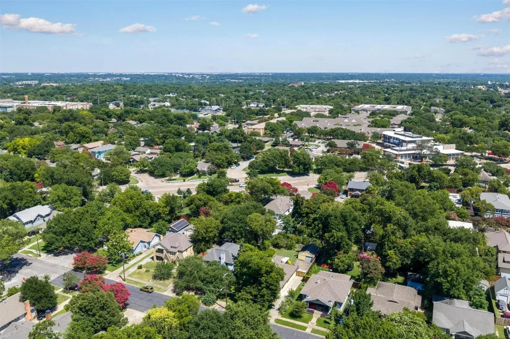 5720 Tremont Street Dallas, TX 75214