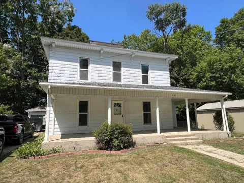89 E Post Street