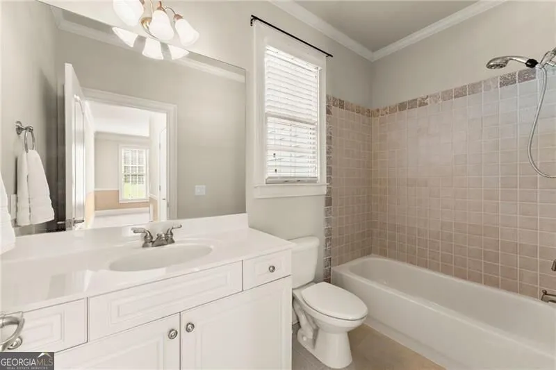 872 Patthview CT Dacula, GA 30019