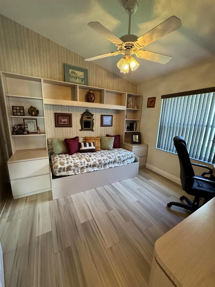 6693 SUN RIVER ROAD Boynton Beach, FL 33437