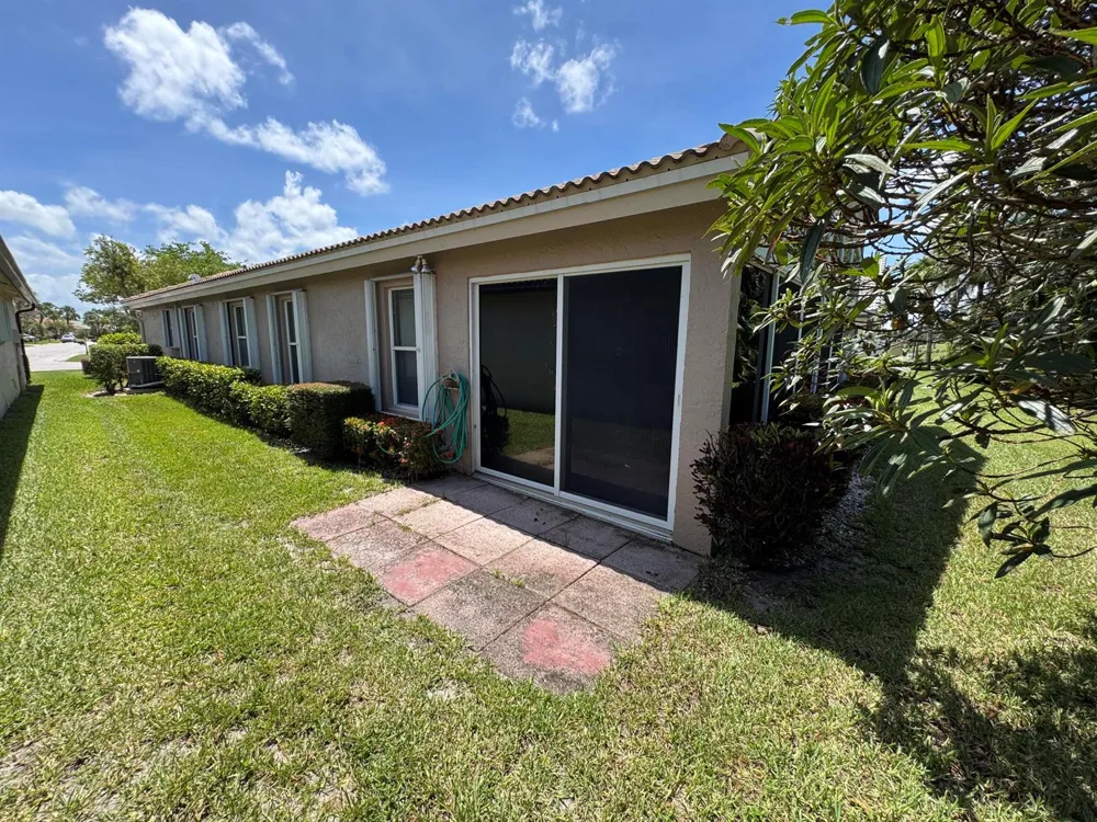 6693 SUN RIVER ROAD Boynton Beach, FL 33437