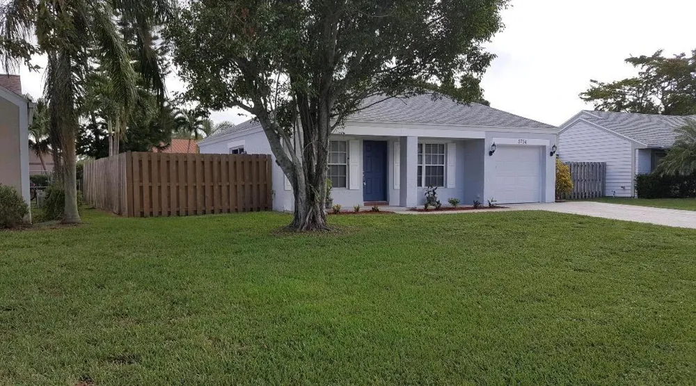 5754 PEBBLE BROOK LANE Boynton Beach, FL 33472