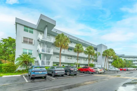 101 ROYAL PARK DRIVE #1C