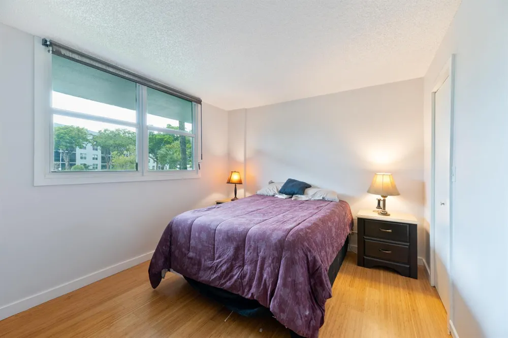 101 ROYAL PARK DRIVE #1C Oakland Park, FL 33309