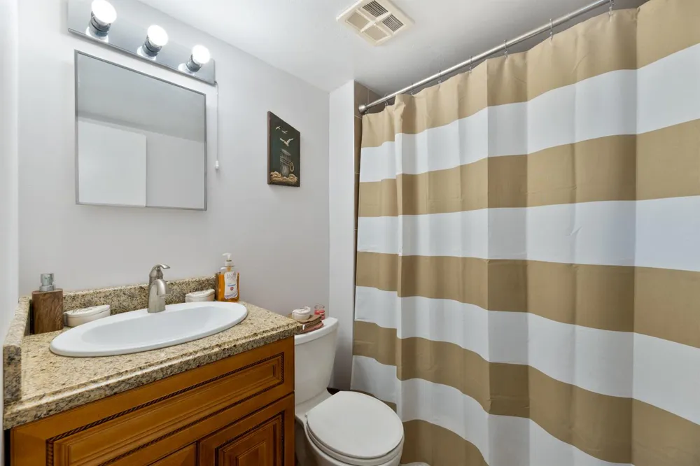 101 ROYAL PARK DRIVE #1C Oakland Park, FL 33309