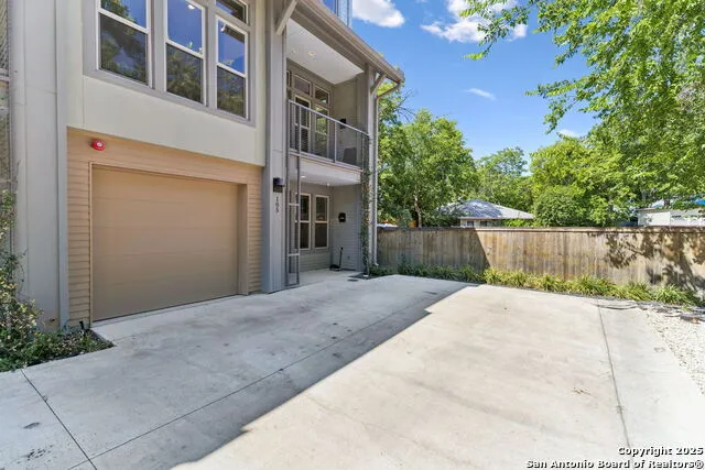 135 Cedar Street #105 Unit 105 San Antonio, TX 78210