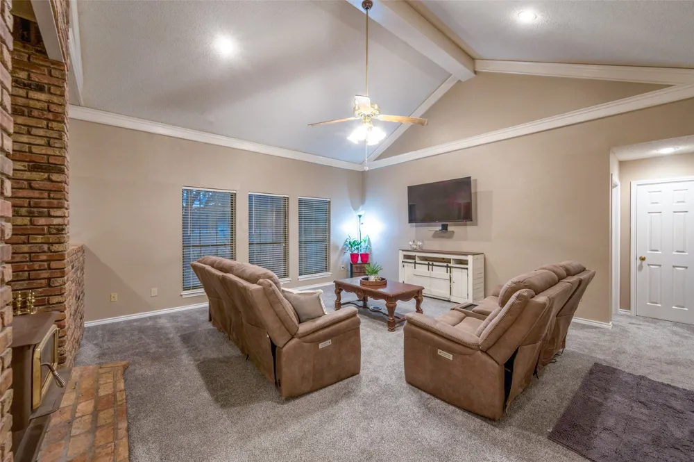 611 Combine Road Seagoville, TX 75159