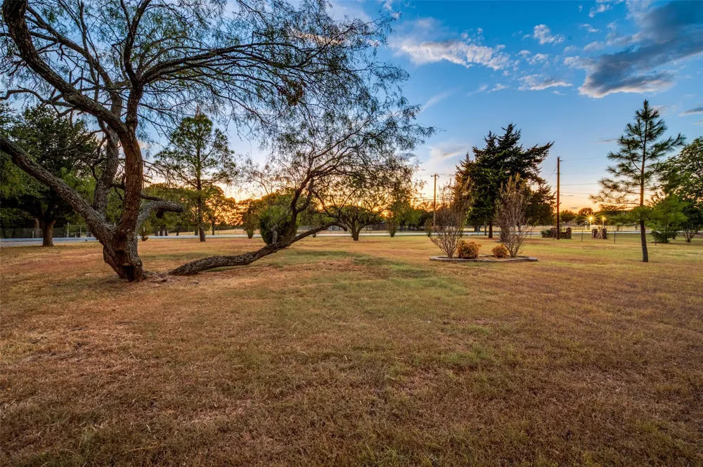 611 Combine Road Seagoville, TX 75159