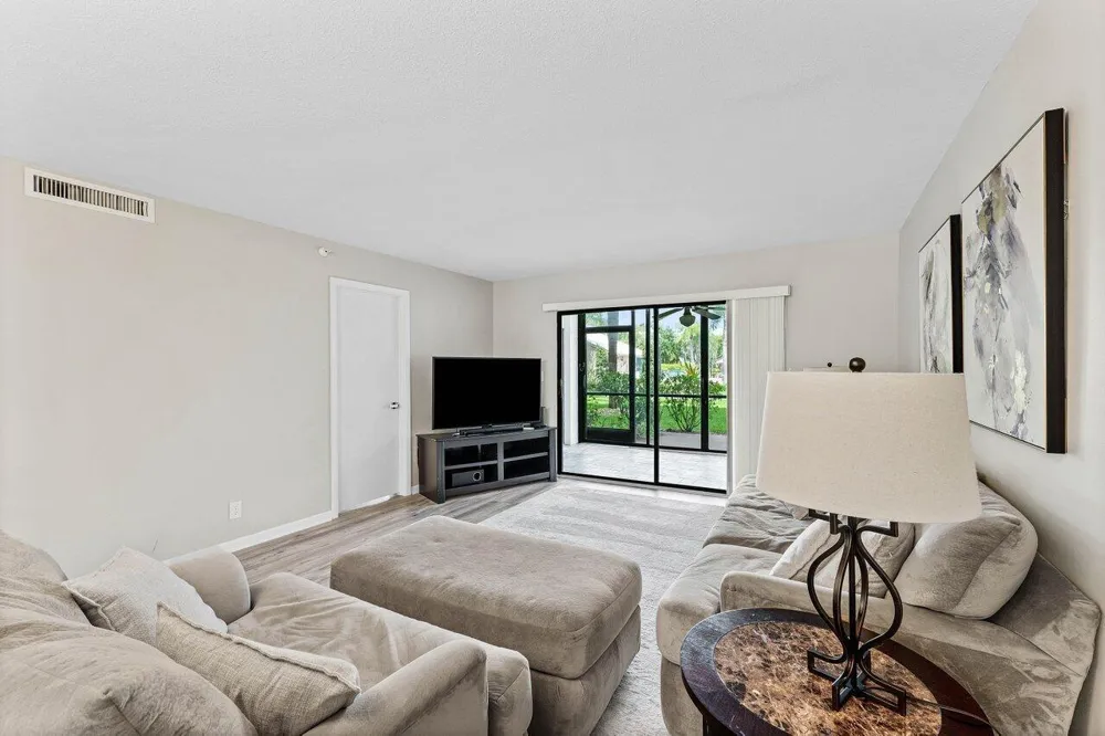 2205 S CYPRESS BEND DRIVE #103 Pompano Beach, FL 33069
