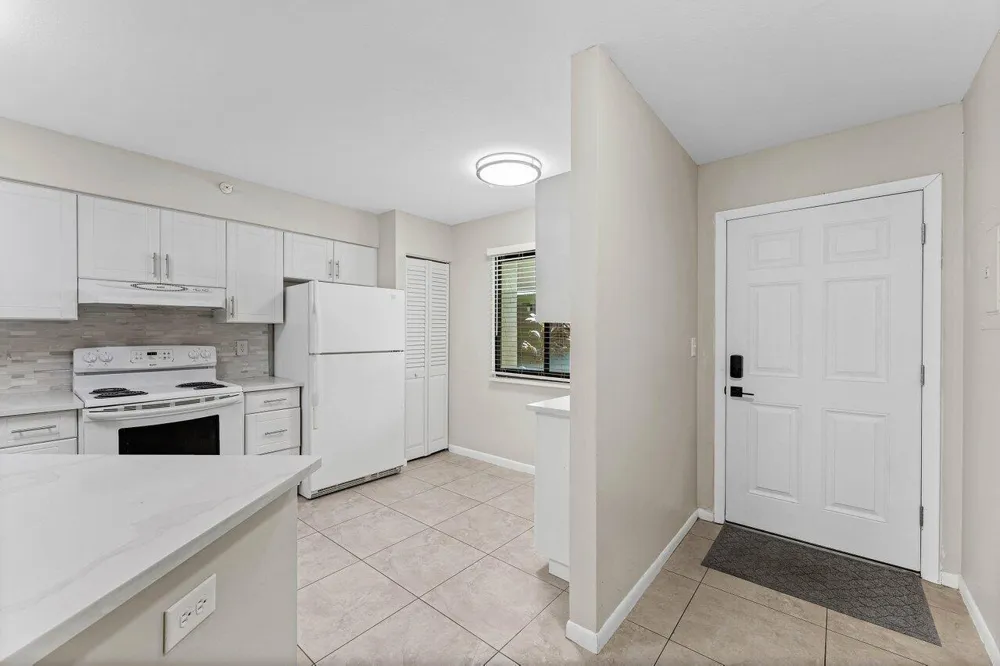 2205 S CYPRESS BEND DRIVE #103 Pompano Beach, FL 33069