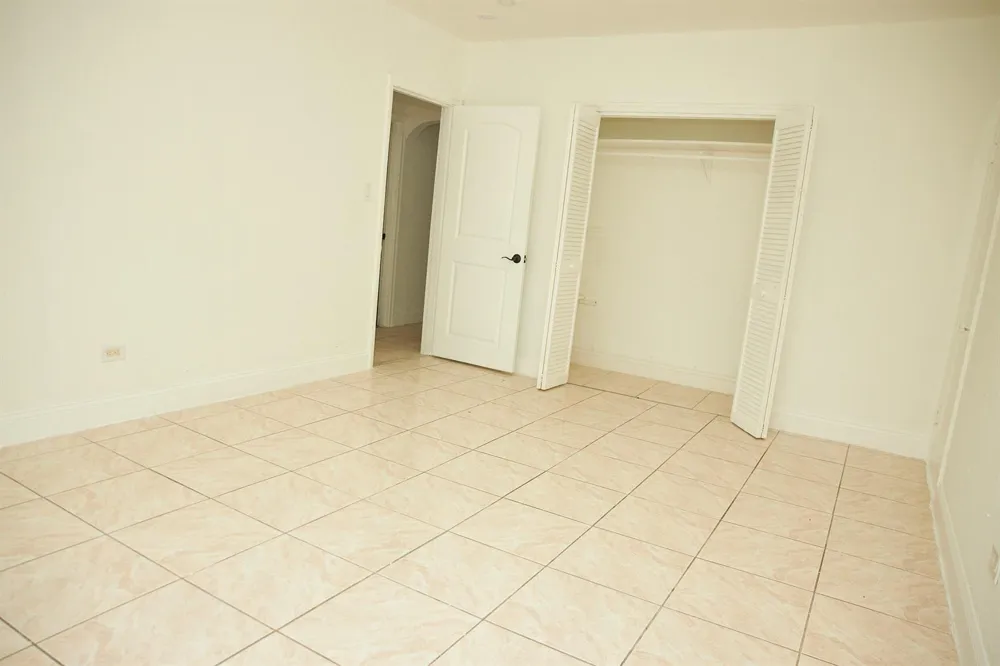 25 NE 43RD STREET Miami, FL 33137