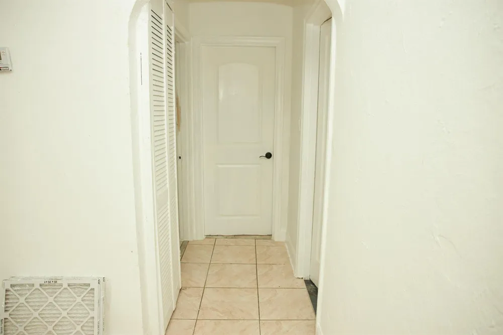 25 NE 43RD STREET Miami, FL 33137