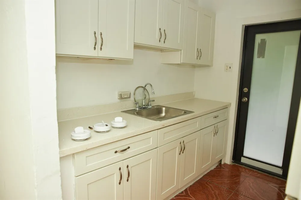25 NE 43RD STREET Miami, FL 33137