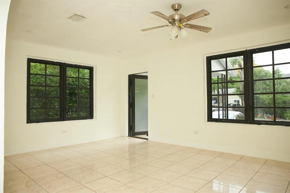25 NE 43RD STREET Miami, FL 33137