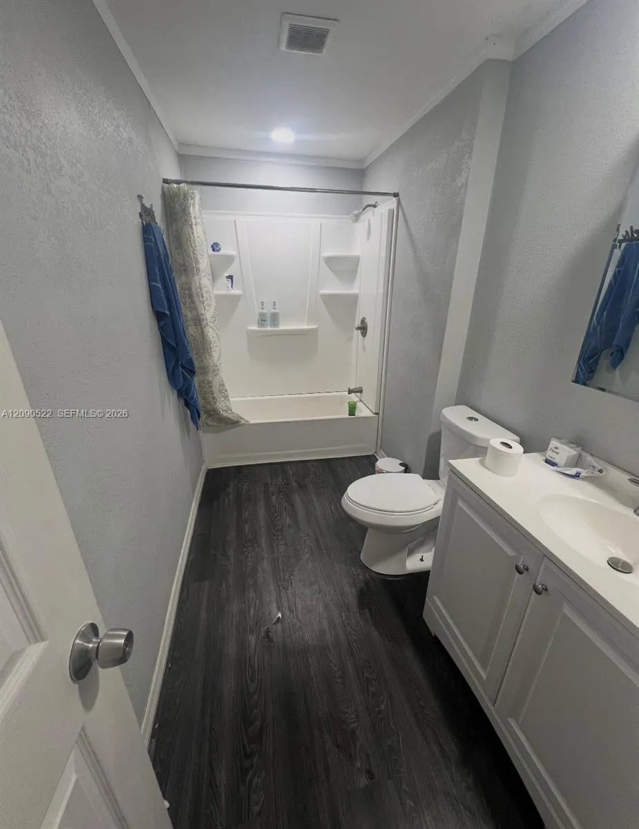 1051 Lake Dr Other City - In The State Of Florida, FL 32055