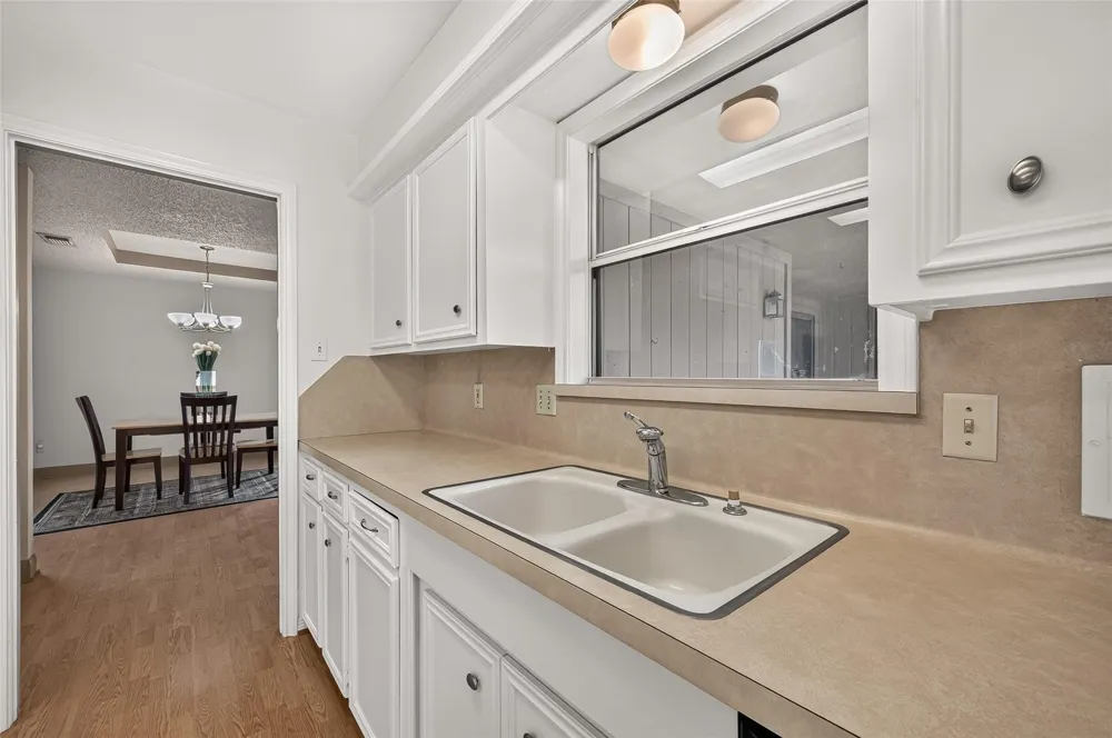 219 Essex Place Stafford, TX 77477
