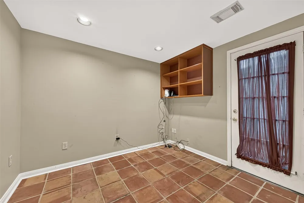 219 Essex Place Stafford, TX 77477