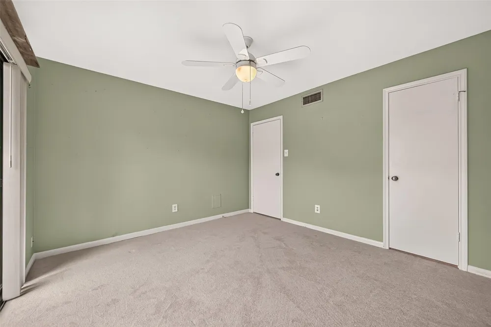 219 Essex Place Stafford, TX 77477