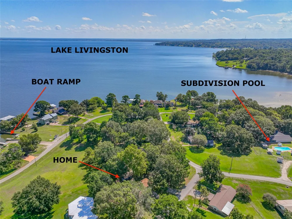 20 Valley Drive Coldspring, TX 77331