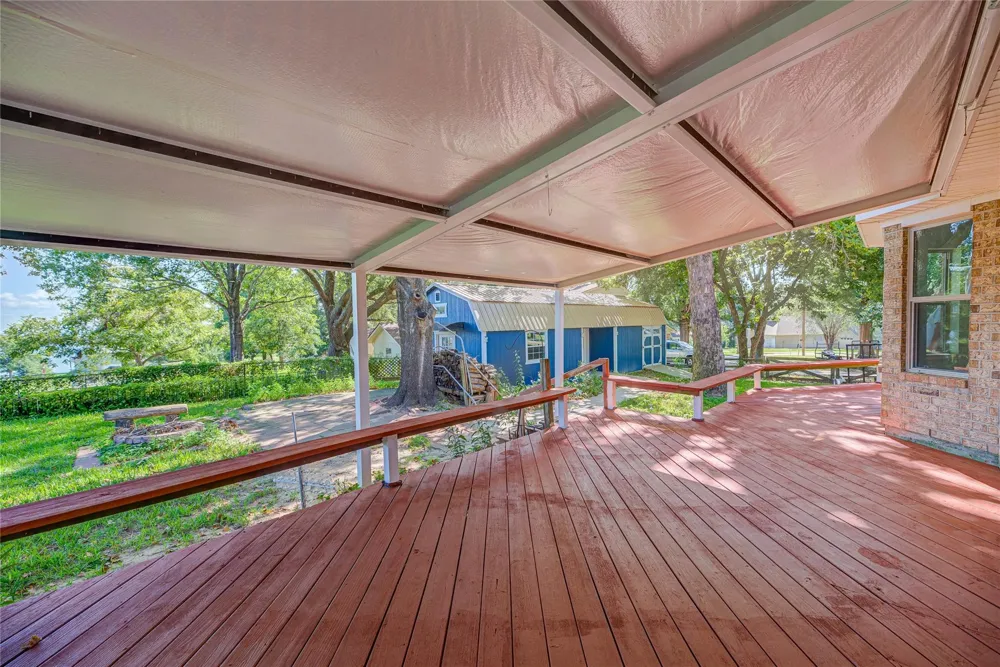 20 Valley Drive Coldspring, TX 77331