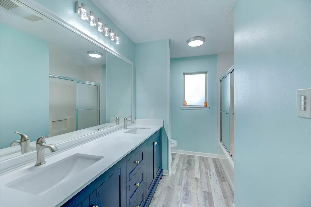 20 Valley Drive Coldspring, TX 77331