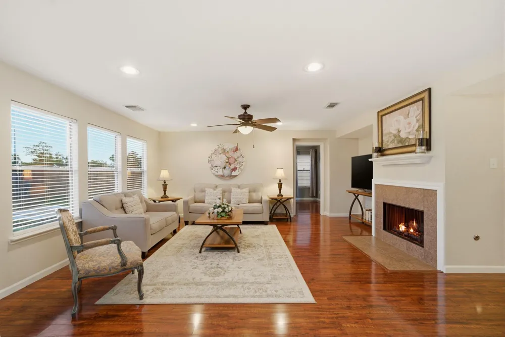 19630 Bold River Road Tomball, TX 77375