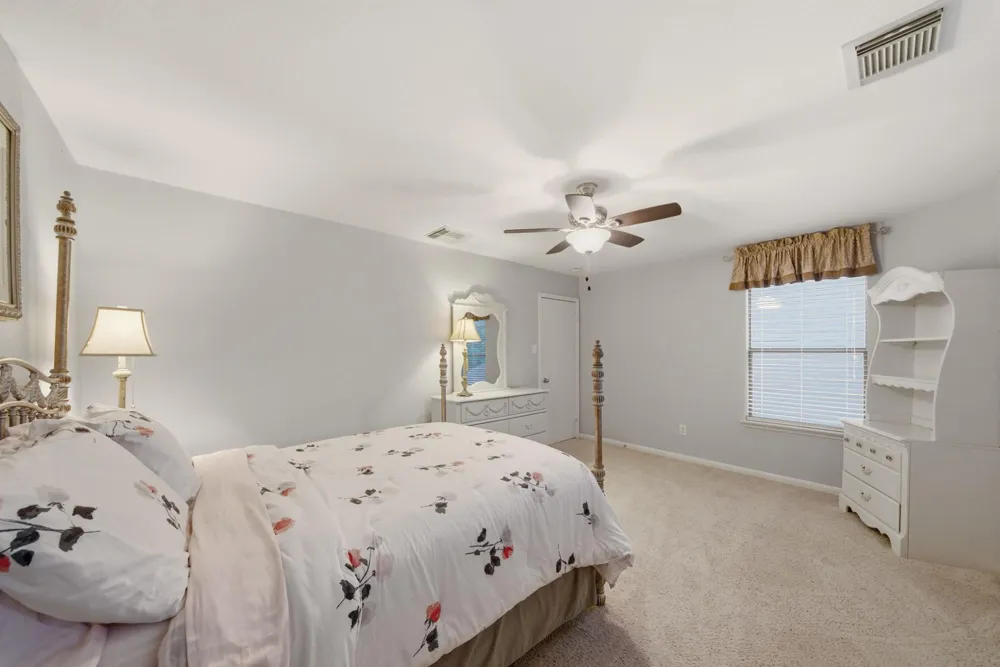 19630 Bold River Road Tomball, TX 77375
