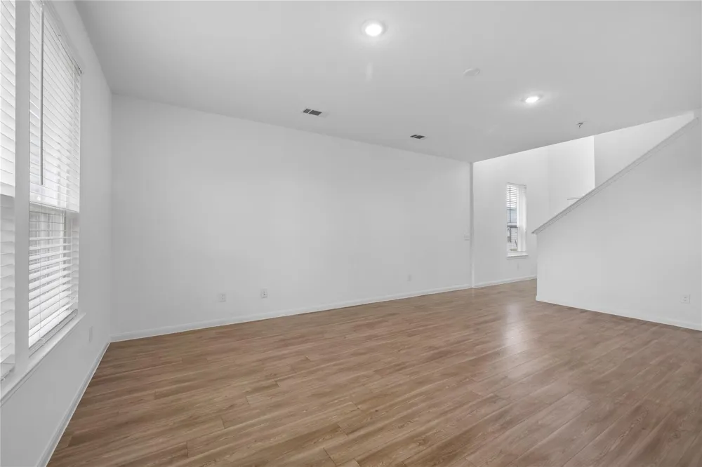 7316 Madison Commons Lane Houston, TX 77075