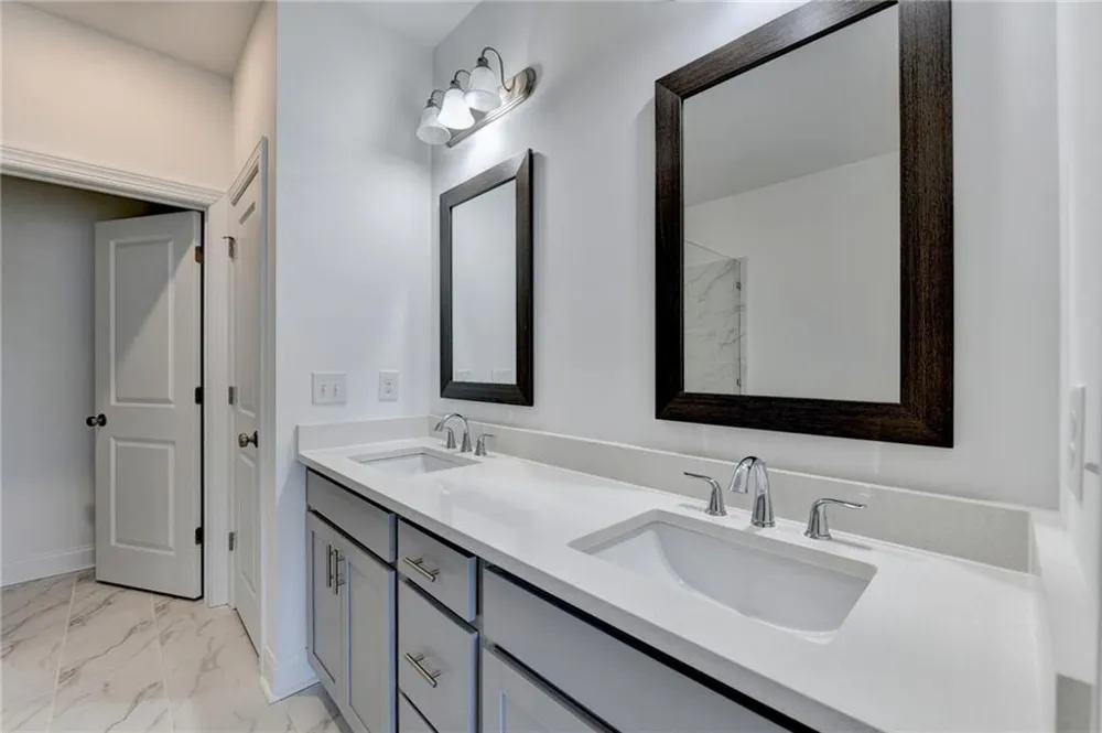 4365 Sims Park Overlook Suwanee, GA 30024