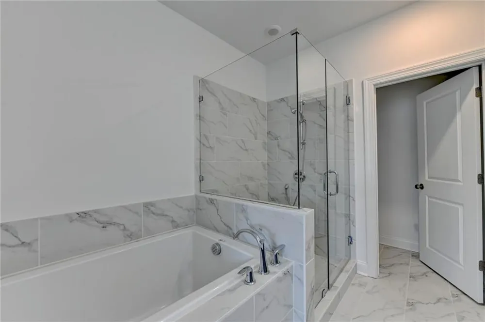 4365 Sims Park Overlook Suwanee, GA 30024