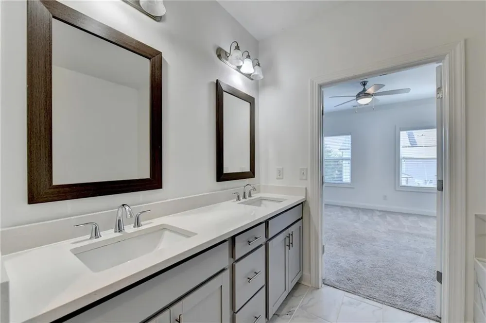 4365 Sims Park Overlook Suwanee, GA 30024