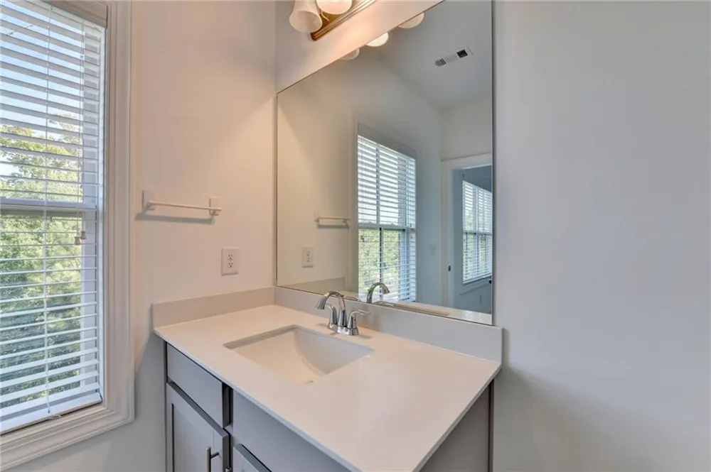 4365 Sims Park Overlook Suwanee, GA 30024