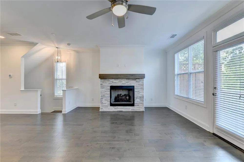 4365 Sims Park Overlook Suwanee, GA 30024