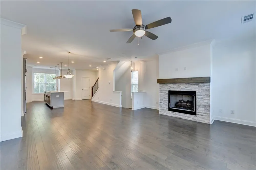 4365 Sims Park Overlook Suwanee, GA 30024