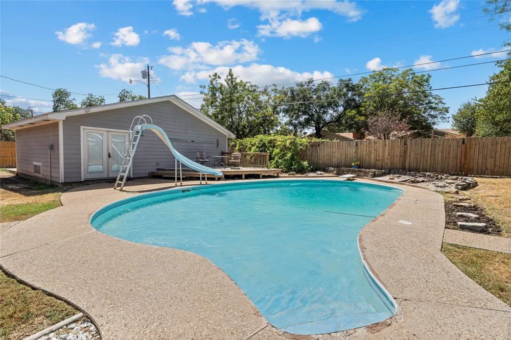 400 Cranbrook Drive Waco, TX 76712